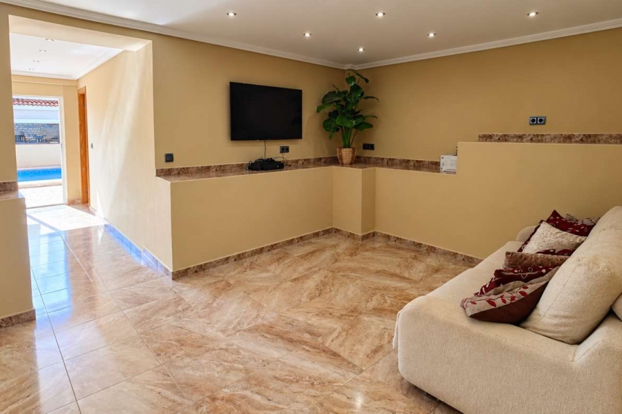 Re-Sale - Detached Villa - Algorfa - Montemar