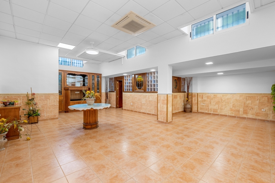 Re-Sale - Detached Villa - Torrevieja - Los Frutales