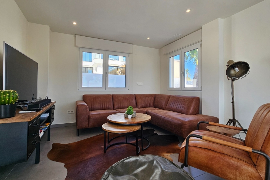 Re-Sale - Detached Villa - La Marina - La Marina - Urbanization