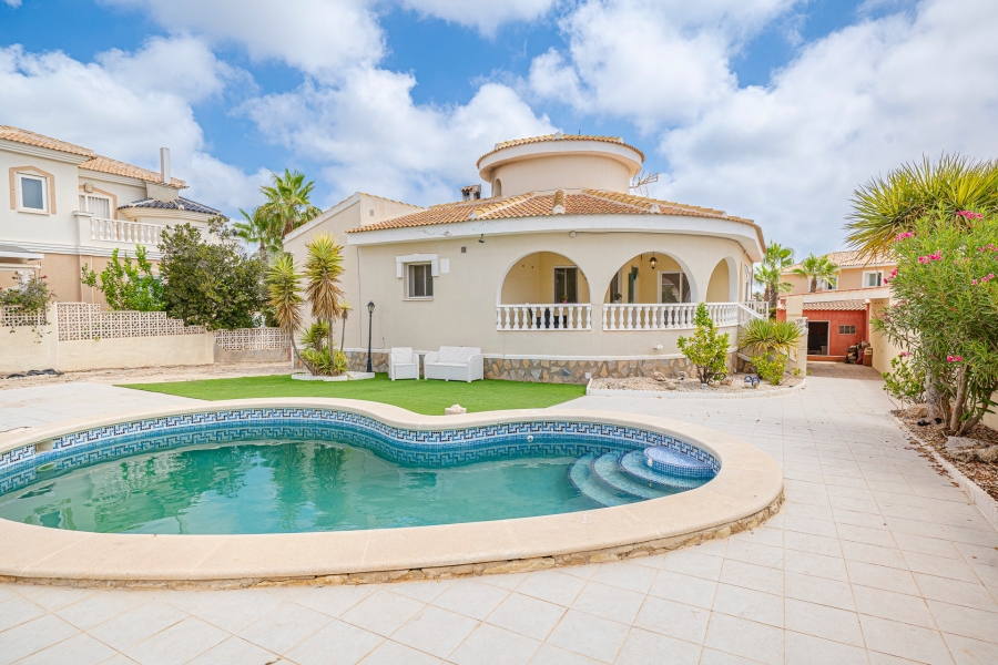 Re-Sale - Detached Villa - Ciudad Quesada - La Fiesta