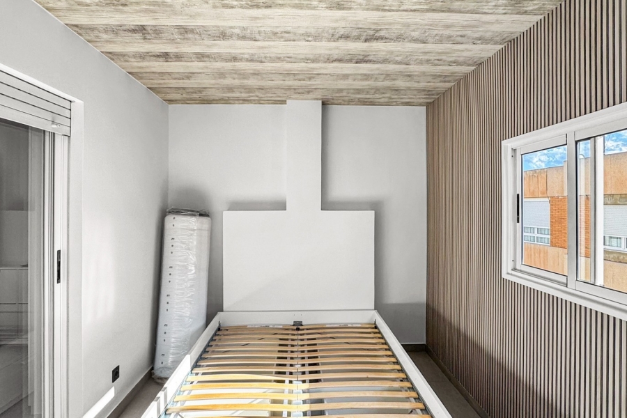 Re-Sale - Apartment - Torrevieja - Torrevieja - Centre