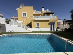Vrijstaande Villa - Wederverkoop - Orihuela Costa - Villamartin